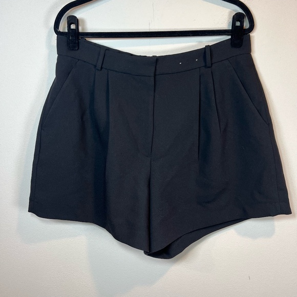 Abercrombie & Fitch Women's Ultra High Rise Curve Love Tailored Shorts Black 32 - Picture 1 of 14